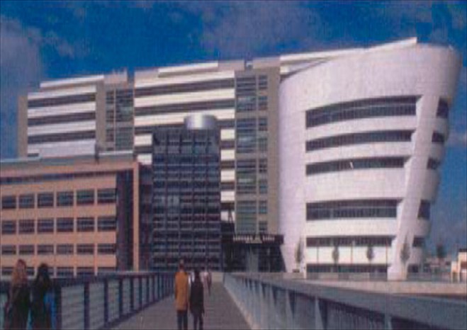 UNIVERSITE LEONARD DE VINCI